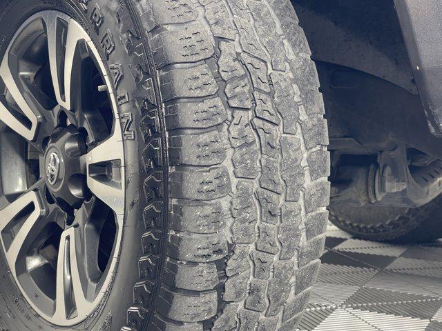 Photo of 2019 Magnetic Gray Metallic Toyota Tacoma
