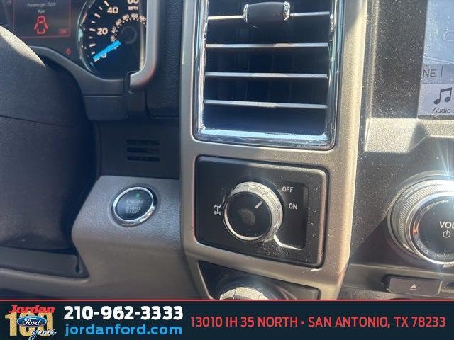 Photo of 2016 White Platinum Clearcoat Metallic Ford F-150