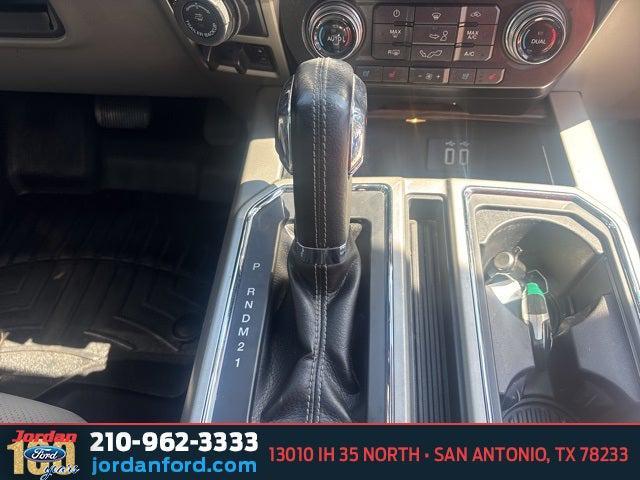 Photo of 2016 White Platinum Clearcoat Metallic Ford F-150