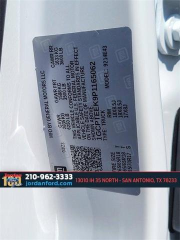 Photo of 2023 Summit White Chevrolet Colorado