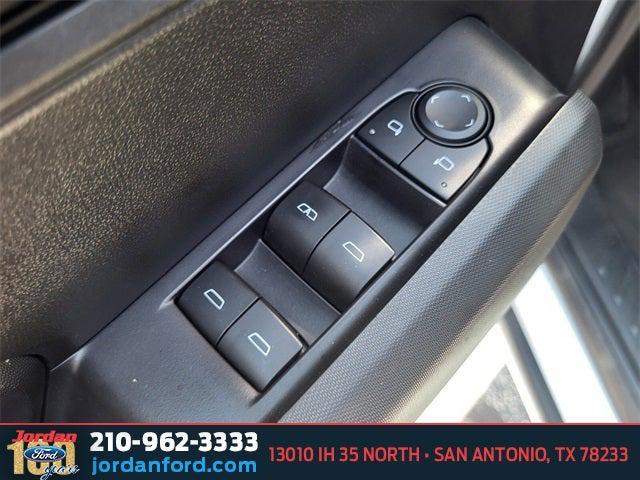 Photo of 2023 Summit White Chevrolet Colorado