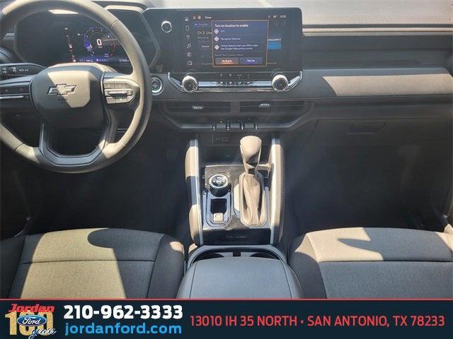 Photo of 2023 Summit White Chevrolet Colorado