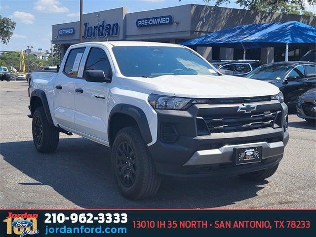 Photo of 2023 Summit White Chevrolet Colorado