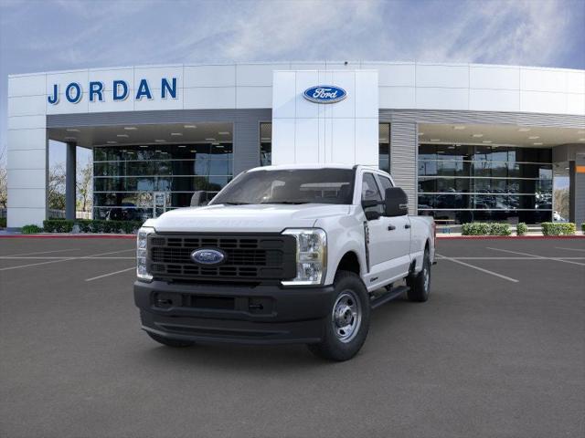 Photo of 2025 Oxford White Ford F-350