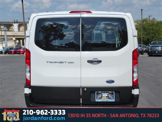Photo of 2022 Oxford White Ford Transit-250