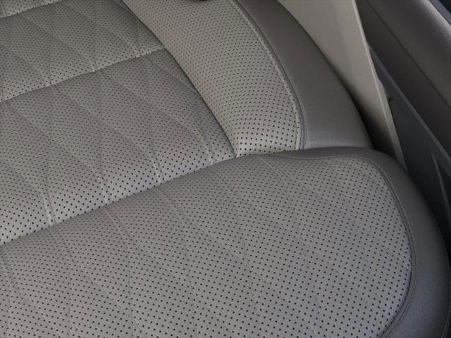 Photo of 2025 Star White Metallic Tri-Coat Ford F-150