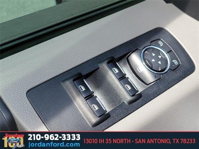 Photo of 2016 Oxford White Ford F-150