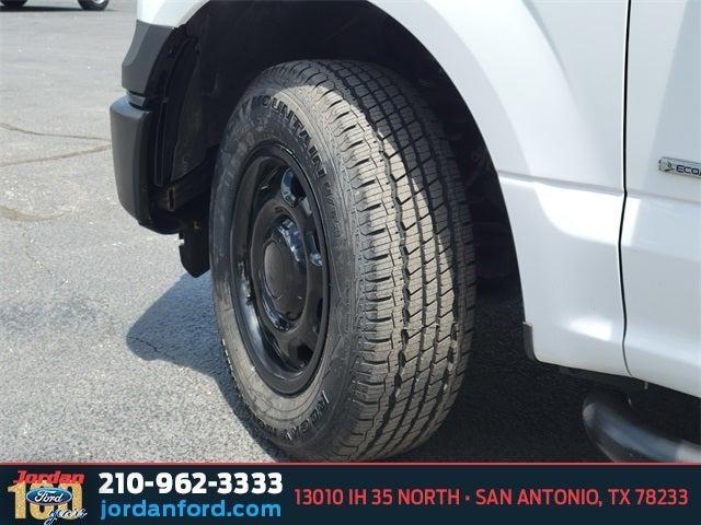 Photo of 2016 Oxford White Ford F-150