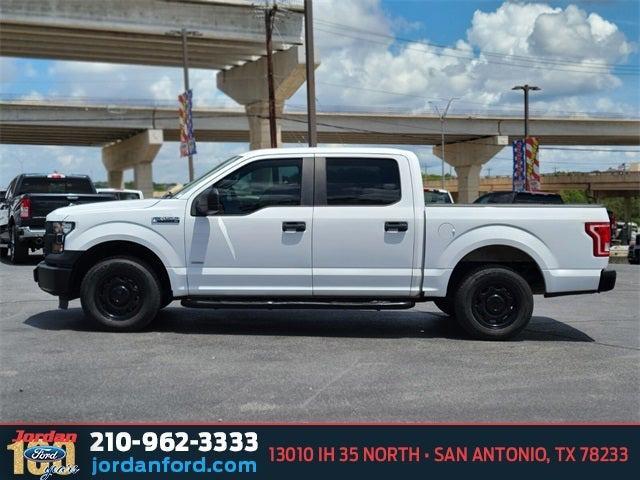 Photo of 2016 Oxford White Ford F-150