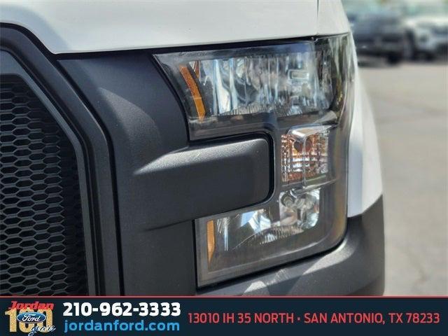 Photo of 2016 Oxford White Ford F-150