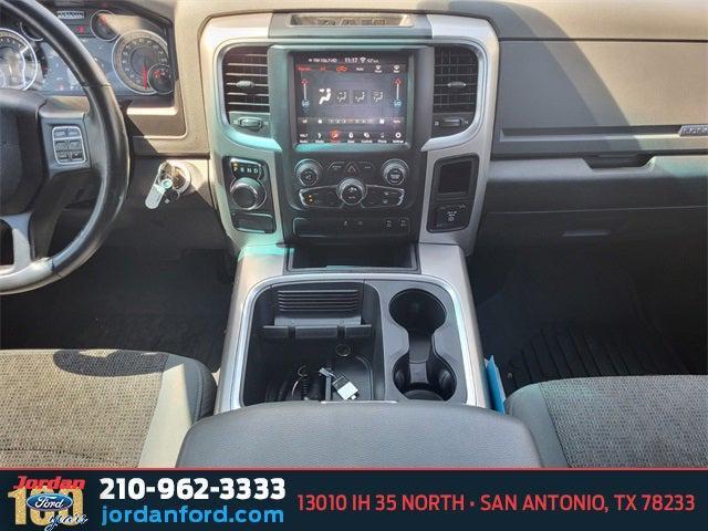 Photo of 2018 Granite Crystal Metallic Clearcoat RAM 1500