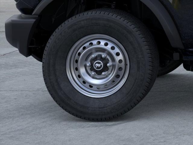 Photo of 2025 Shadow Black Ford Bronco