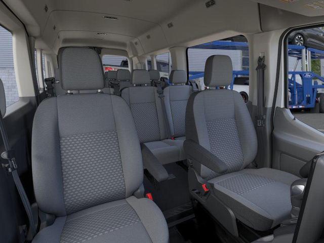 Photo of 2025 Oxford White Ford Transit-350
