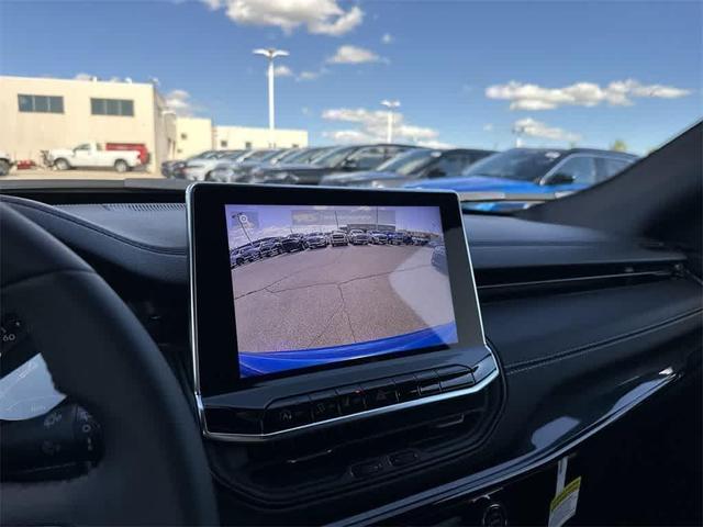 Photo of 2024 Hydro Blue Pearlcoat Jeep Compass