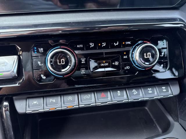 Photo of 2023 Dynamic Blue Metallic GMC Sierra 1500