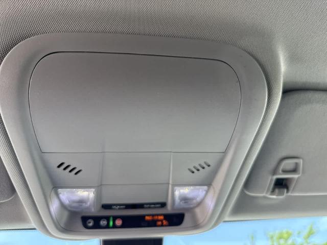 Photo of 2020 Mosaic Black Metallic Chevrolet Equinox