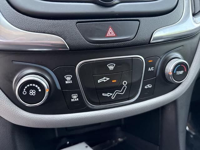 Photo of 2020 Mosaic Black Metallic Chevrolet Equinox