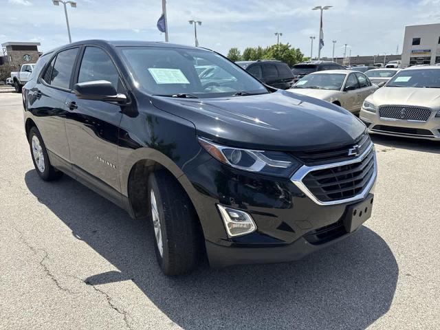 Photo of 2020 Mosaic Black Metallic Chevrolet Equinox