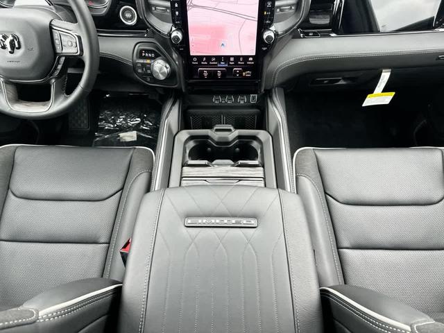 Photo of 2025 Diamond Black RAM 1500