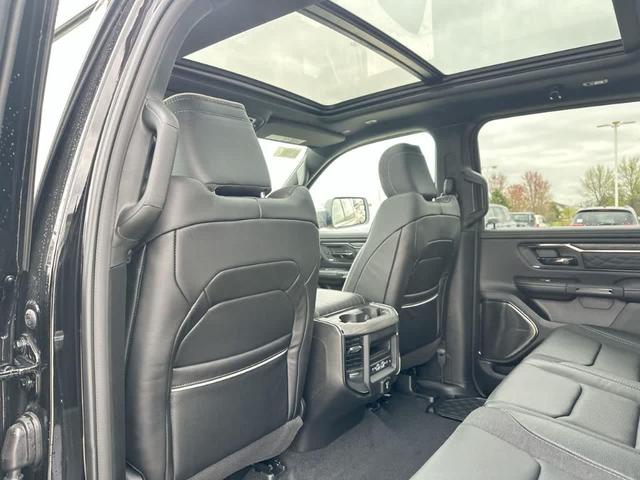 Photo of 2025 Diamond Black RAM 1500
