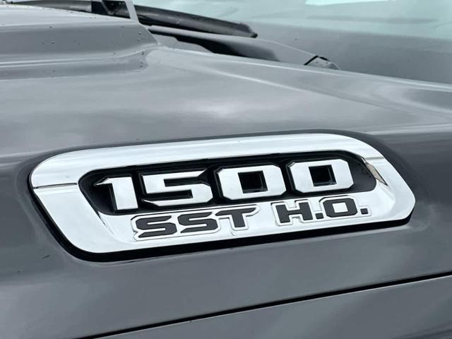 Photo of 2025 Diamond Black RAM 1500