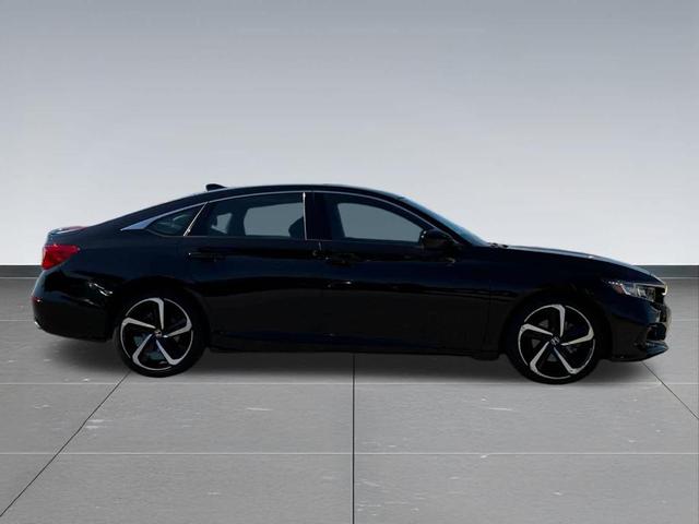 Photo of 2022 Crystal Black Pearl Honda Accord