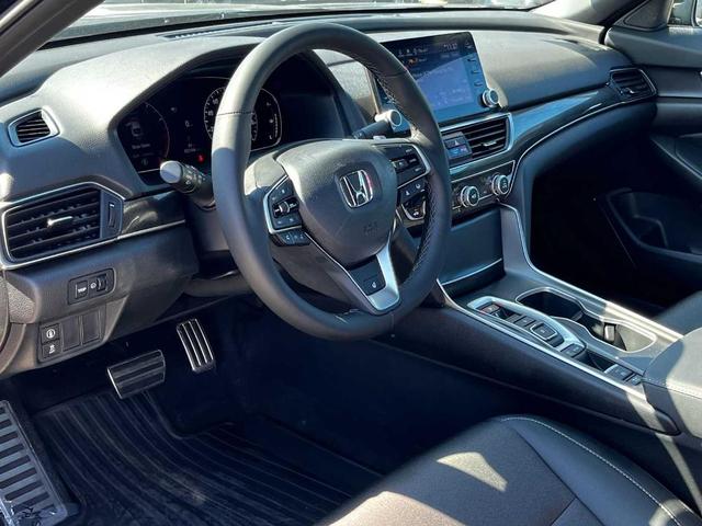 Photo of 2022 Crystal Black Pearl Honda Accord