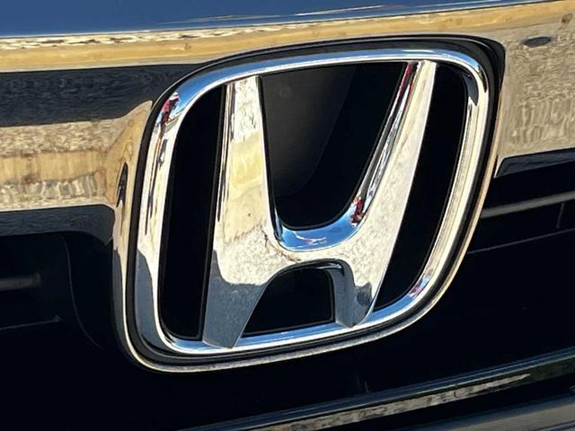 Photo of 2022 Crystal Black Pearl Honda Accord