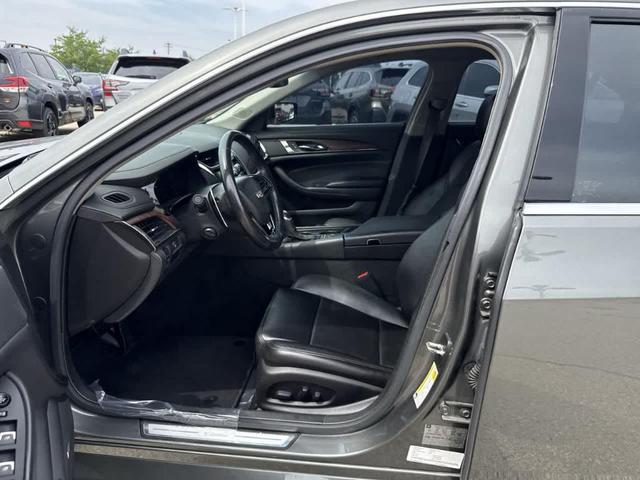 Photo of 2016 Green Cadillac CTS