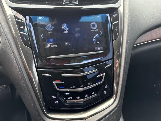 Photo of 2016 Green Cadillac CTS