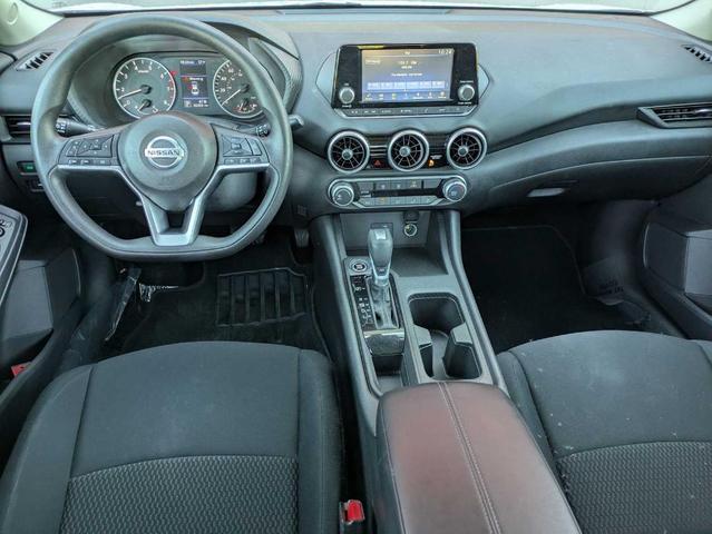 Photo of 2022 Cloud White Nissan Sentra