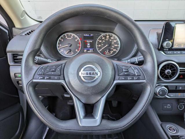 Photo of 2022 Cloud White Nissan Sentra