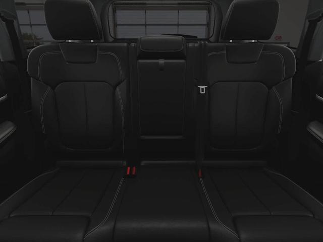 Photo of 2025 Diamond Black Jeep Grand Cherokee