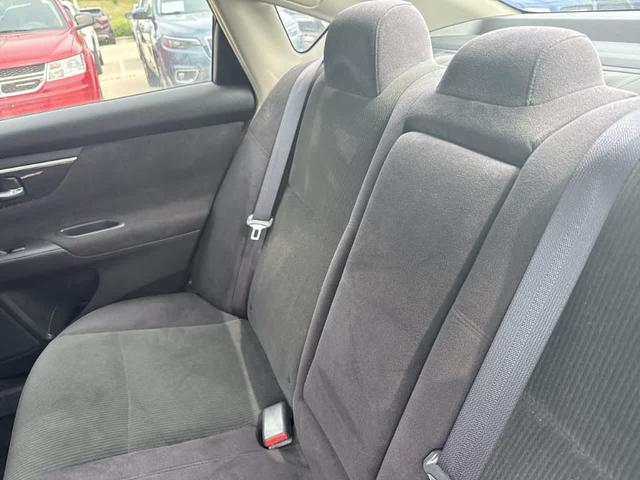 Photo of 2013 Super Black Nissan Altima
