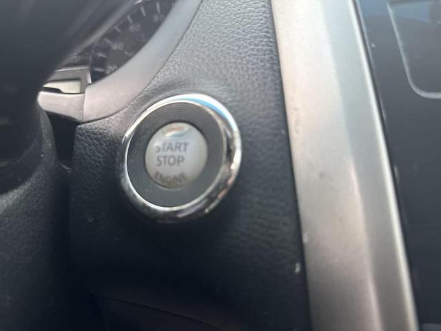 Photo of 2013 Super Black Nissan Altima