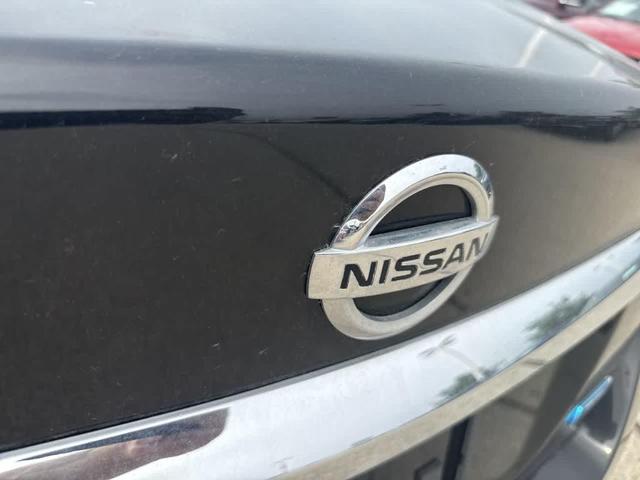 Photo of 2013 Super Black Nissan Altima