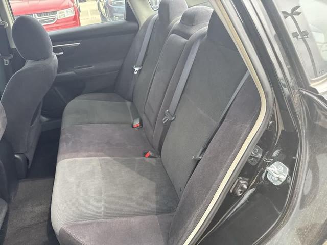 Photo of 2013 Super Black Nissan Altima