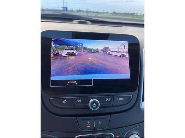 Photo of 2023 Summit White Chevrolet Malibu