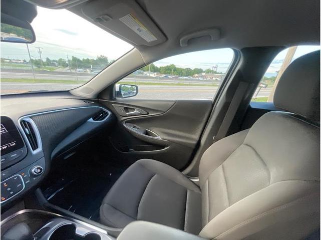 Photo of 2023 Summit White Chevrolet Malibu
