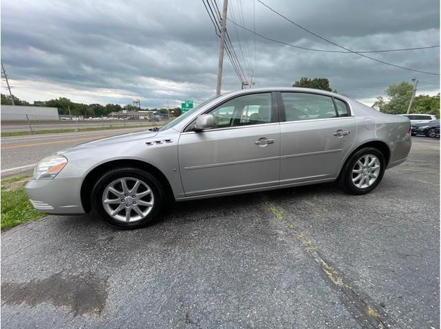 Photo of 2008 Platinum Metallic Buick Lucerne