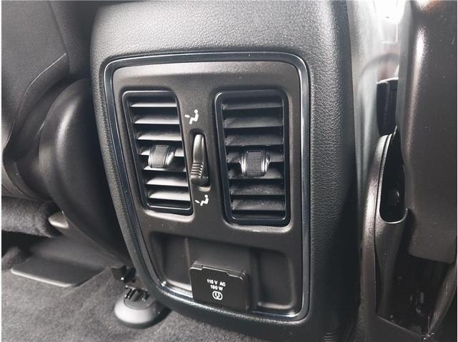Photo of 2022 Diamond Black Crystal Pearlcoat Jeep Grand Cherokee