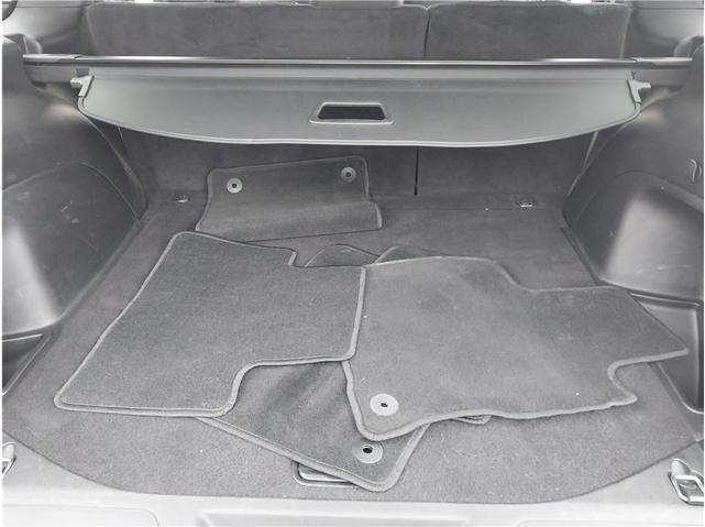 Photo of 2022 Diamond Black Crystal Pearlcoat Jeep Grand Cherokee