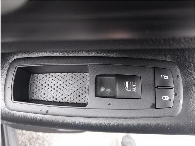 Photo of 2022 Diamond Black Crystal Pearlcoat Jeep Grand Cherokee