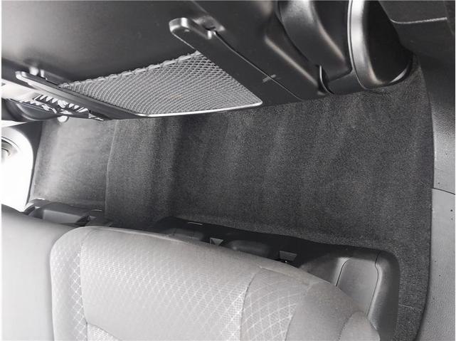 Photo of 2022 Diamond Black Crystal Pearlcoat Jeep Grand Cherokee