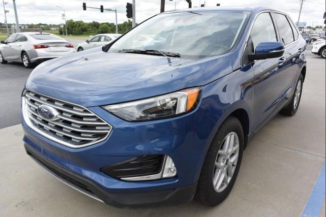 Photo of 2024 Blue Ford Edge