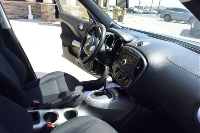 Photo of 2014 Gray Nissan Juke