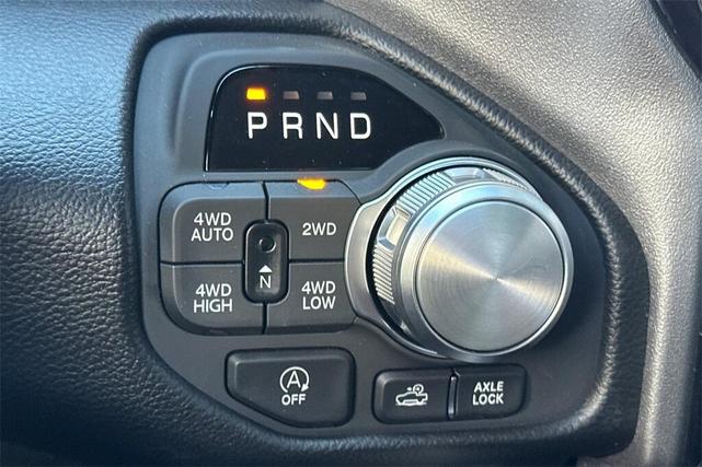 Photo of 2026 Diamond Black Crystal Pearl Coat RAM 1500