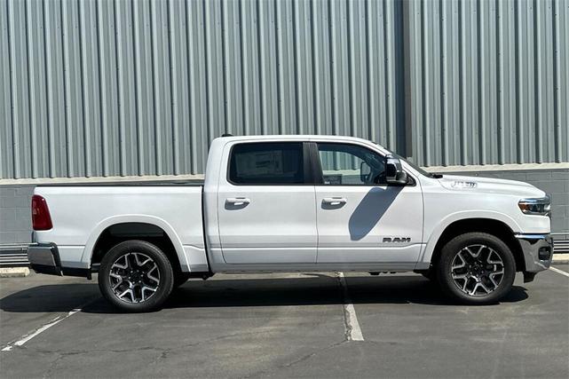 Photo of 2026 Ivory White Tri Coat Pearl Coat RAM 1500