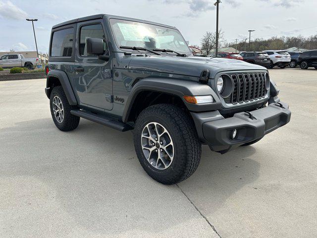Photo of 2025 Anvil Clearcoat Jeep Wrangler