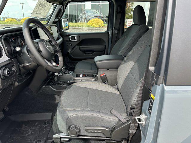 Photo of 2025 Anvil Clearcoat Jeep Wrangler